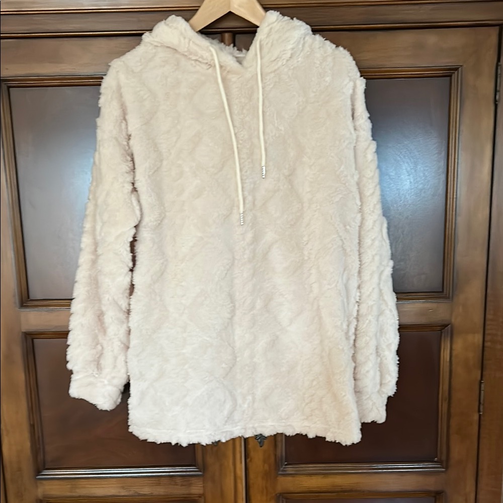 Cozy Cream Fleece Hoodie - never worn